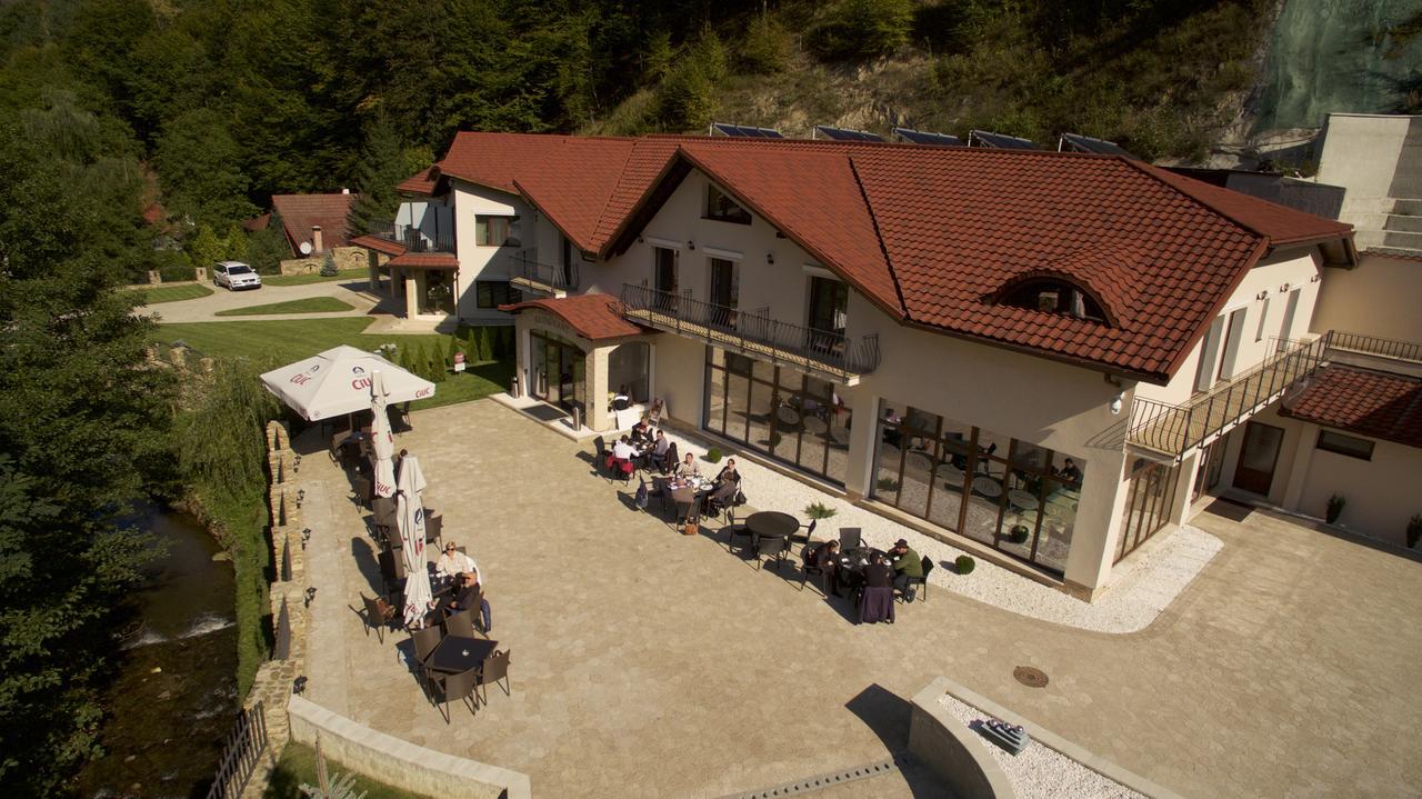 Pensiunea Perla Martiniei Nsd Экстерьер фото