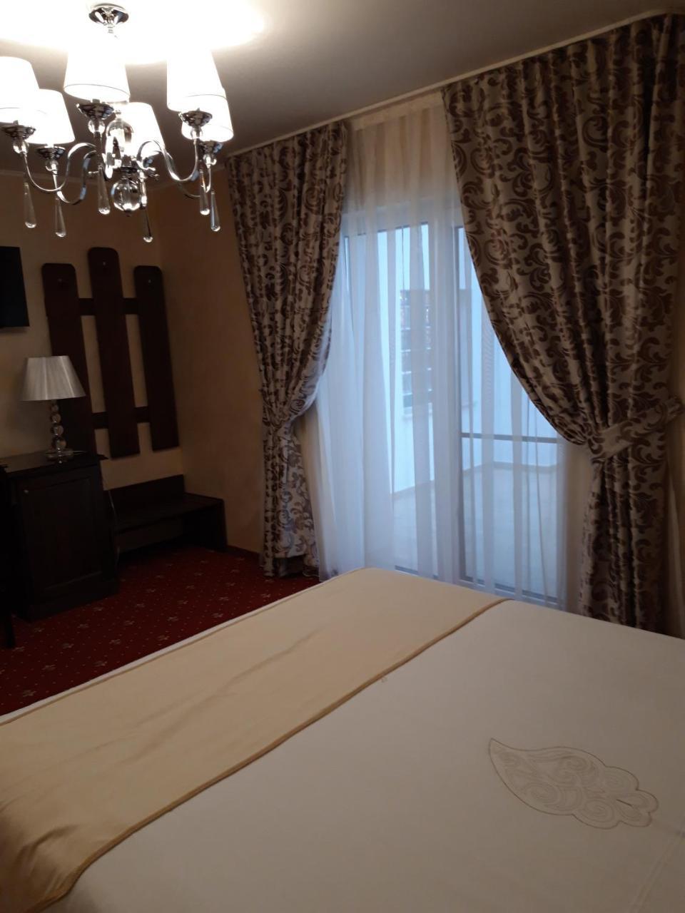Pensiunea Perla Martiniei Nsd Экстерьер фото